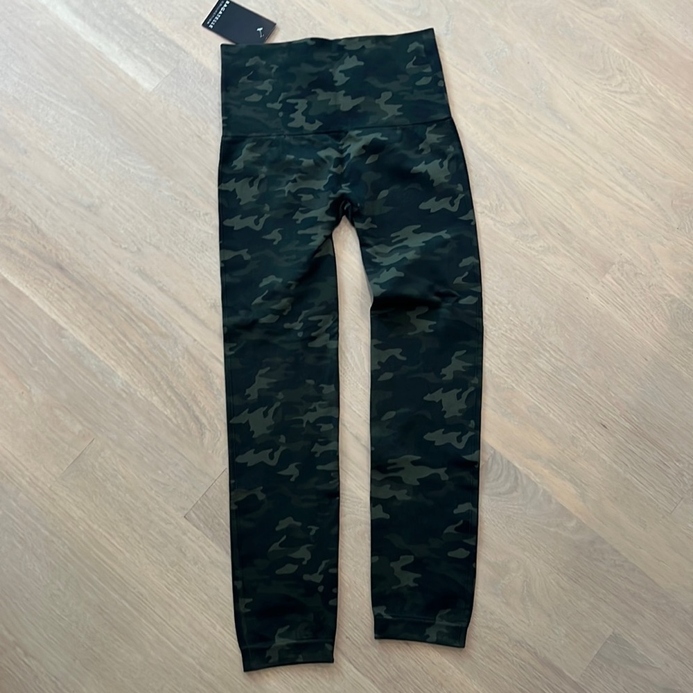 Bagatelle High Rise Camo Seamless Leggings